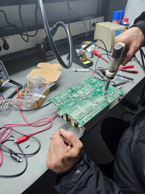 Profesyonel Komponent Değişimi ve Devre Kartı Onarımı